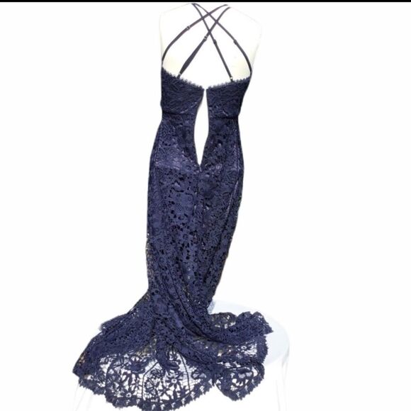 Bloomingdales Aqua Strappy Crochet Halter Maxi Dress Excellent Condition 
Size S - Picture 2 of 6